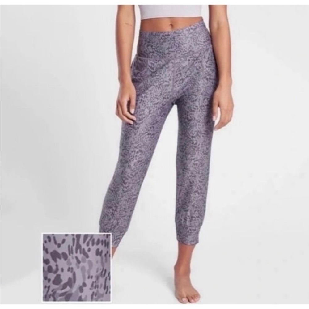 Athleta Salutation Printed Crop Jogger Purple Gray Pockets - Picture 3 of 11
